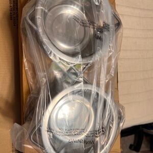 Raised Double Bowl Pet Feeder - 4 cup capacity